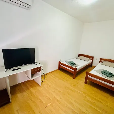 Pensionat Studio In Old Town- With Parking Mostar